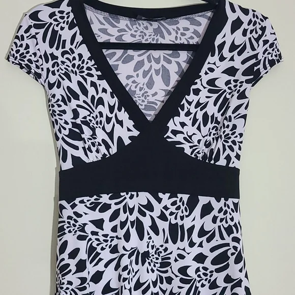 A. Byer Black/White Top - Picture 2 of 6